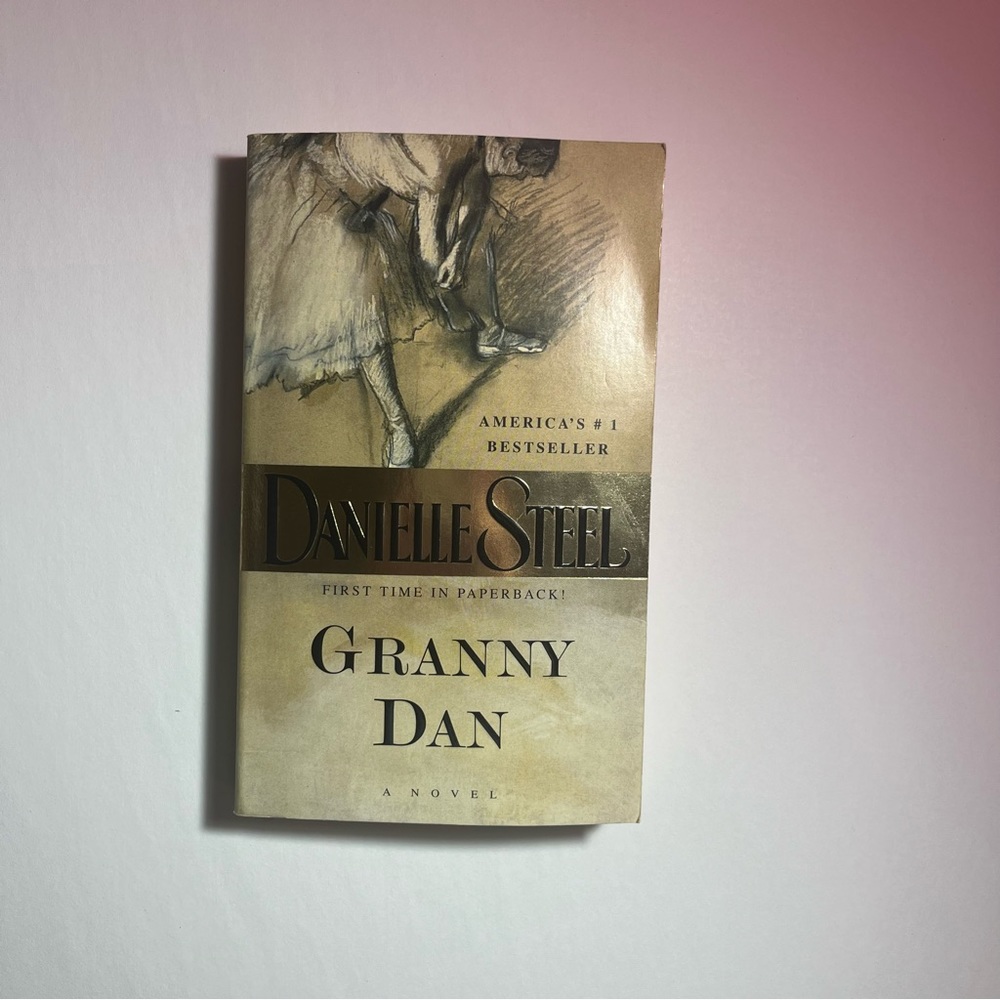 Danielle Steel Granny Dan Book‎